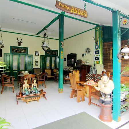 Pendopo Andari Homestay Jogjacarta Exterior foto