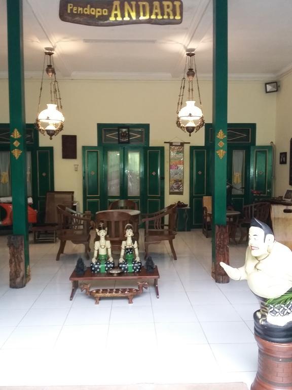 Pendopo Andari Homestay Jogjacarta Exterior foto