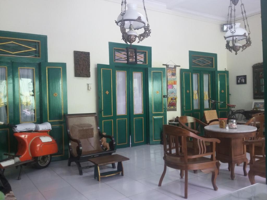 Pendopo Andari Homestay Jogjacarta Exterior foto