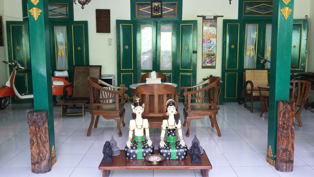Pendopo Andari Homestay Jogjacarta Exterior foto