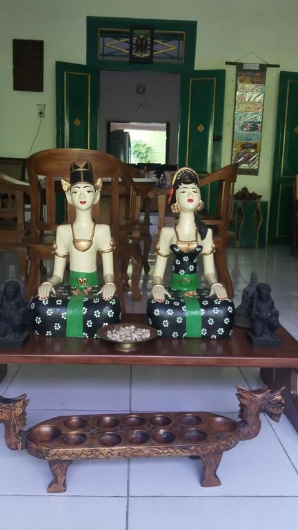 Pendopo Andari Homestay Jogjacarta Exterior foto