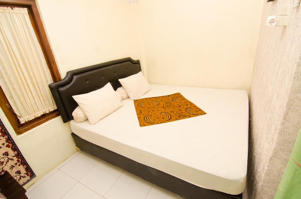 Pendopo Andari Homestay Jogjacarta Exterior foto