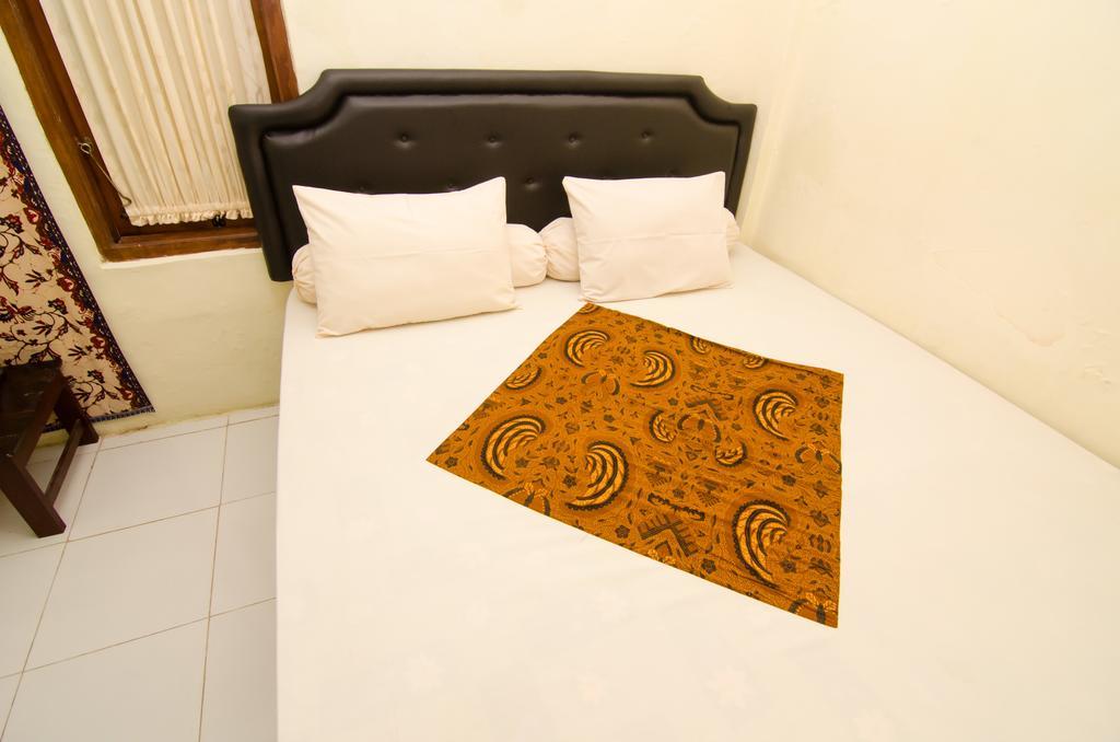Pendopo Andari Homestay Jogjacarta Exterior foto