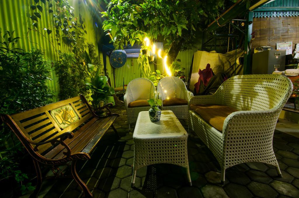 Pendopo Andari Homestay Jogjacarta Exterior foto