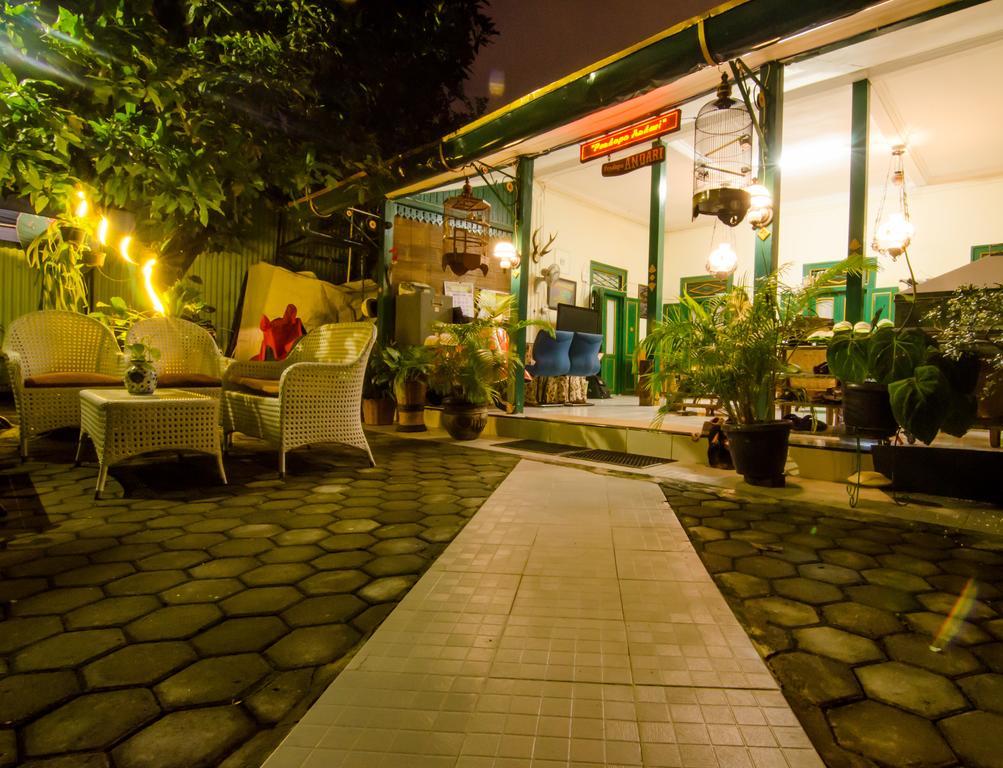 Pendopo Andari Homestay Jogjacarta Exterior foto
