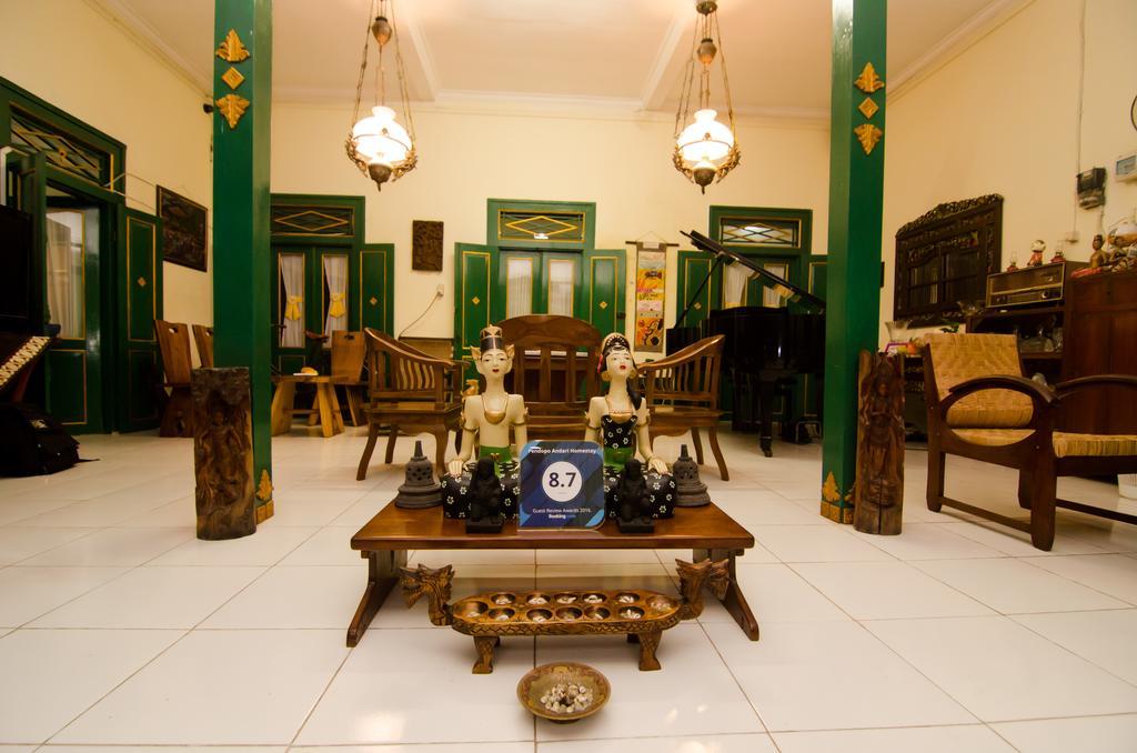 Pendopo Andari Homestay Jogjacarta Exterior foto