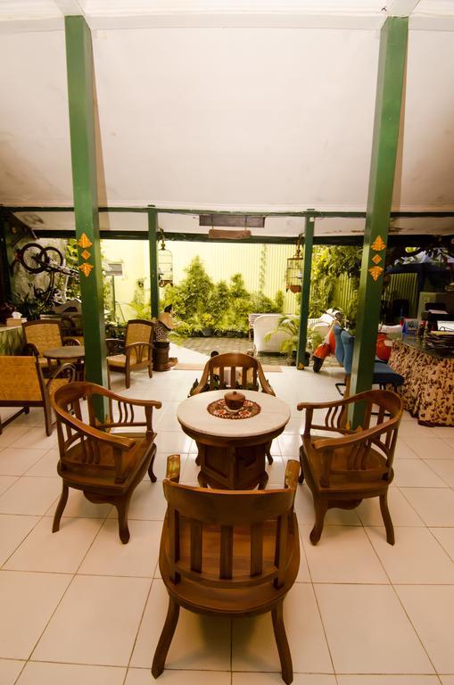 Pendopo Andari Homestay Jogjacarta Exterior foto