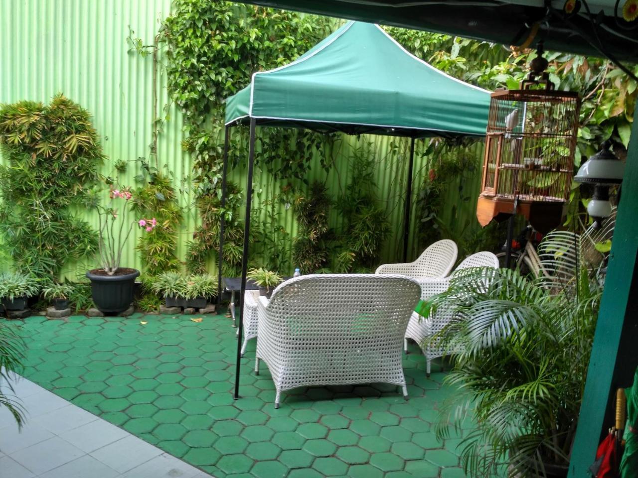 Pendopo Andari Homestay Jogjacarta Exterior foto