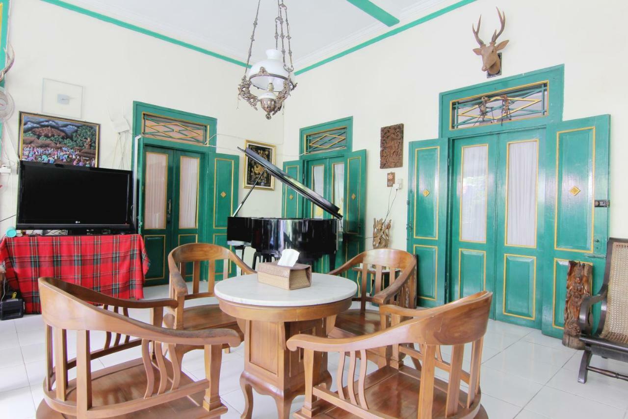 Pendopo Andari Homestay Jogjacarta Exterior foto