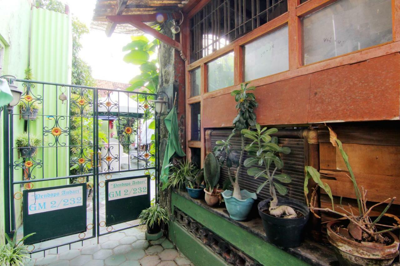 Pendopo Andari Homestay Jogjacarta Exterior foto