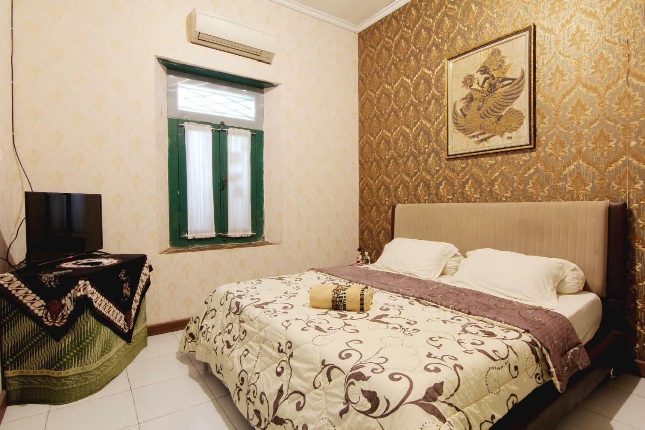 Pendopo Andari Homestay Jogjacarta Exterior foto