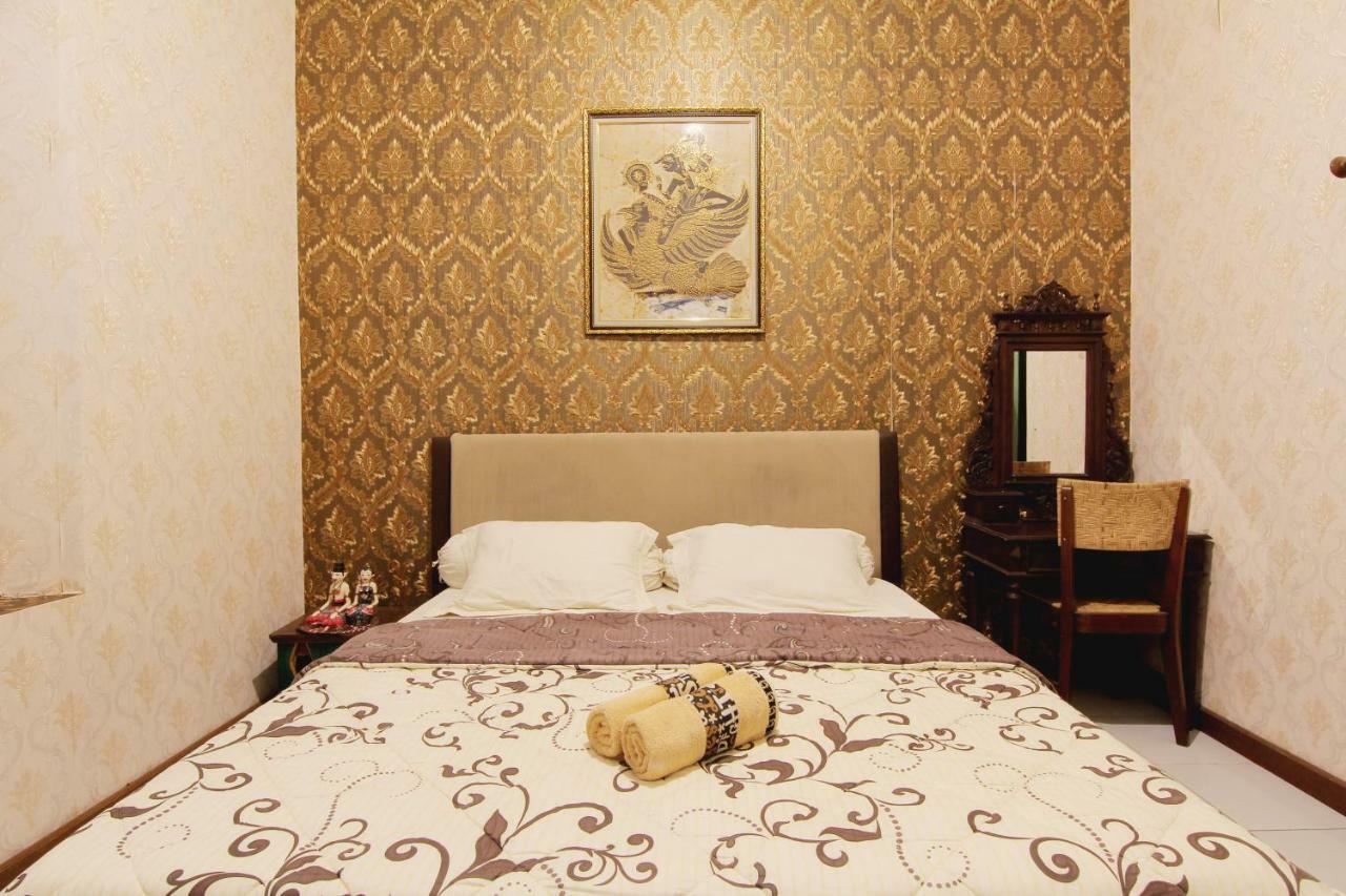 Pendopo Andari Homestay Jogjacarta Exterior foto